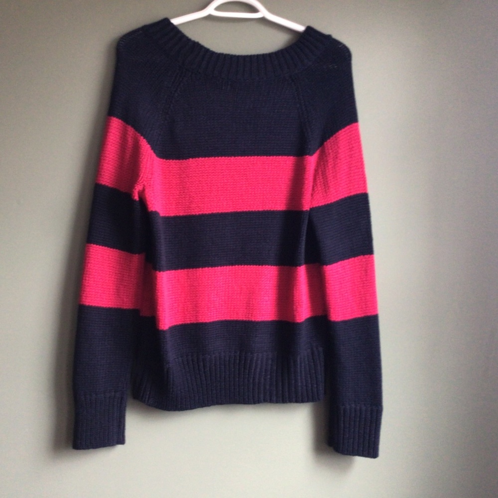 Ladies navy blue/fuschia striped knit sweater. Sz medium 22” long from collar